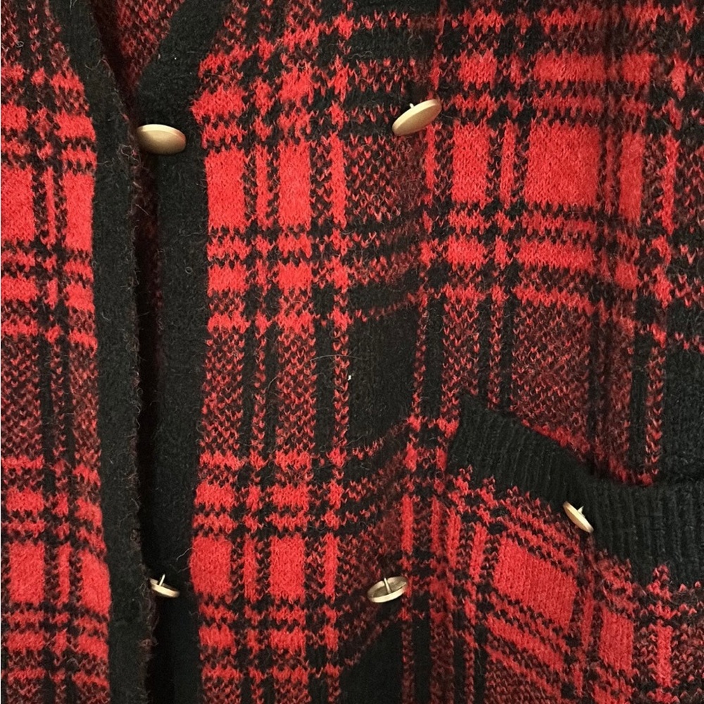 Sweater - Picture 3 of 4